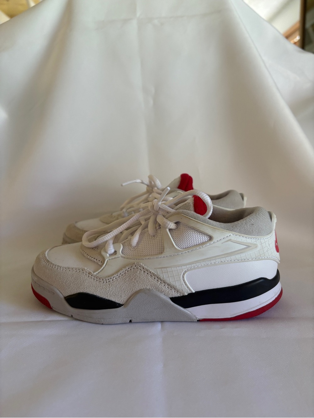 Nike 13T White and Red Low-Top Sneakers